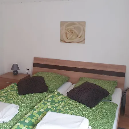 Ferienwohnung Lindlar דירה *
